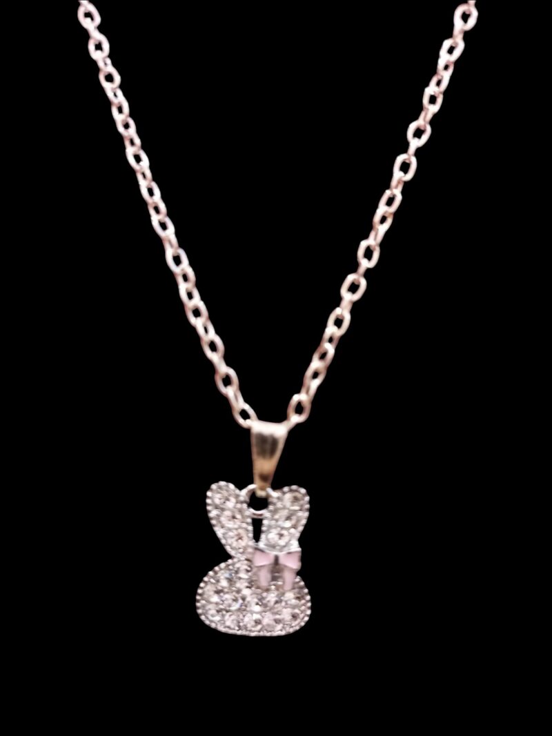 即日発送momentel white rabbit ネックレス 即日発送momentel white rabbit ネックレス