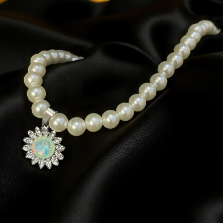 Pearl Necklace & Teardrop Earring Set with Floral/Starburst Pendant