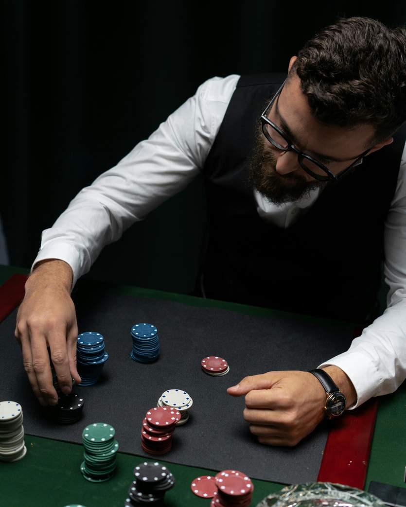 How VIP and Loyalty Programs Work in Online Casinos How VIP and Loyalty Programs Work in Online Casinos